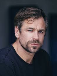 Nikolaus Barton, actor (CRUSH Agency)