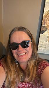 Chill spots in Ghana for social service connections