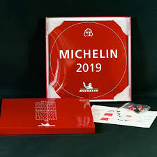 Guide michelin ɡid miʃ.lɛ̃) are a series of guide books published by the french tyre company michelin for more than a century. Emailleschild Guide Michelin Emailleschilder Von Halem