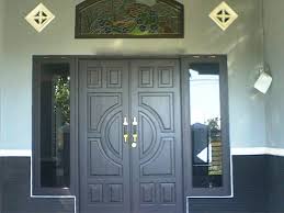 Pintu ibarat wajah, yang akan menjadi ciri khas untuk dikenali dari sebuah hunian. Desain Pintu Rumah Modern Minimalis