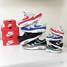 Pin On Sneakers