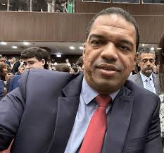 PF aponta indícios de pagamento de lobista de à filha de ministro do STJ