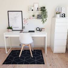 7 955 Curtidas 82 Comentarios Carina Mrscarlissa No Instagram Hello Dear Friendsenjoying Our Christmas Holiday Home Office Design Room Decor Room Inspo