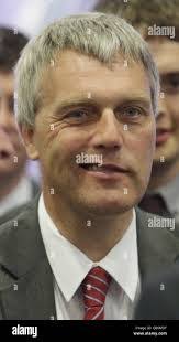 Willie Young's Instagram, Twitter & Facebook