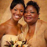 Arlette Taylor's Instagram, Twitter & Facebook