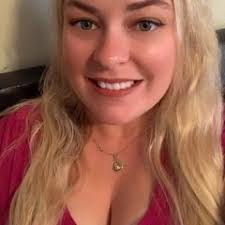 Melissa Blount's Instagram, Twitter & Facebook