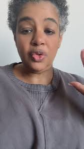 I love the new form of resistance in the age of social media! This made my  day✊🏾✊🏻✊🏼✊✊🏿