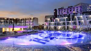 Se derrumba edificio en miami: Hard Rock Tendra Un Nuevo Hotel Con Forma De Guitarra En Florida Homerich Realty