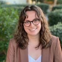 Miranda Skinner's Instagram, Twitter & Facebook