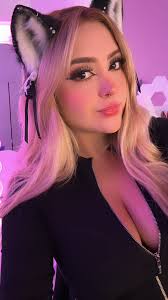 onlyfans & porn on X: arigameplays t.codJTal8OWlJ  X