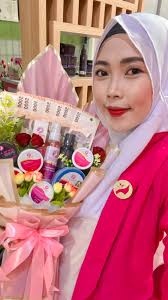 Rumah Cantik Rini (@drwskincarejkt_rini) • Instagram ਫੋਟੋਆਂ ਅਤੇ ਵੀਡੀਓਜ਼