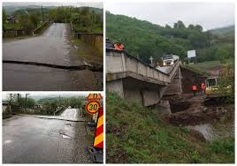 Dacă vremea din ziua de 23 noiembrie va fi una aspră, cu o dimineață foarte friguroasă, atunci ne putem aștepta la multă zăpadă cât de curând și ne. S A Prabusit Podul De Legatura Dintre Dn1 Si Valea Draganului Foto
