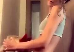 Enjoy our hd porno videos on any device of your choosing! Deep Throat Shemale Porn
