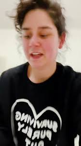 Tara Minnich's Instagram, Twitter & Facebook