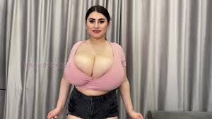 Bboobscarol Showing-tops