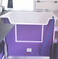 Quality fibreglass hydrobaths made to commercial strength suitable for dog washing businesses. Professional Mobile Dog Grooming With Individual Treatments Available