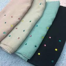 Assalamualaikum menjual tudung bawal manik borong dan runcit. Bawal Manik Tabur Warna Warni Warna Tudung Bawal Manik Facebook