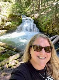 Southern Oregon's Highway of Waterfalls — Barb Rocks