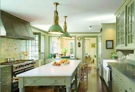 See more on the color combo used for this kitchen. 20 Modern Kitchens Decorated In Yellow And Green Colors
