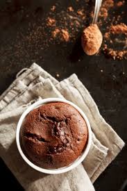 Un Moelleux Au Chocolat Simple Et Rapide Recette Moelleux Chocolat Pudding Recette Mugcake