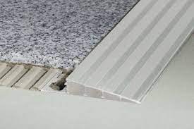 Übergangsleisten laminat fliesen → ausführlicher produkttest ★top übergangsleisten gedotec übergangsprofil selbstklebend superflach alu silber eloxiert übergangsschiene | breite. Schluter Reno Ramp Ae Ubergangsprofil Aluminium 2 5m Atala Fliesen Und Sanitarhandel Berlin