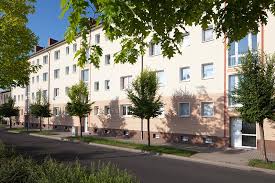 Koch immobilien ist als maklerunternehmen seit 1990 für erstklassigen service und hochqualifizierte beratung rund um die vermittlung von immobilien bekannt. Wohngebiete