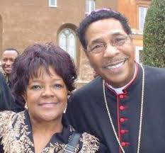 Condolences to Pastor Shirley Caesar