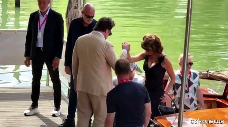 Cruz e Bardem, coppia in crisi in “Bunker”, splendente alla Mostra