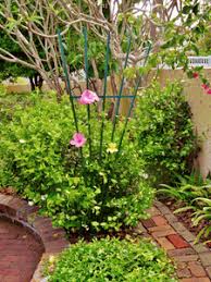 Eco Trellis Aluminum Fan Trellis Garden Trellis Landscaping Plants Yellow Flowers