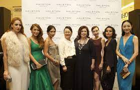Christine chubbuck (rebecca hall), florida'da wxlt televizyonunda çalışan bir muhabir ve sunucudur. Inaugural Opening Of Halston Heritage Boutique Tatler Malaysia
