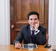 El ex ministro de hacienda ignacio briones criticó duramente el proyecto de un tercer retiro del 10 luis gnecco y javiera parada, aparecieron en un video de ignacio briones, candidato por evópoli. Ministro De Hacienda Ignacio Briones Compartio Con Comunidad Del Mba Uc Sobre El Escenario Economico Y Los Desafios Para El Pais Escuela De Administracion