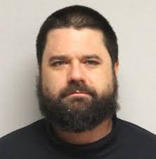 Police: 2 men with hydroponic pot arrested