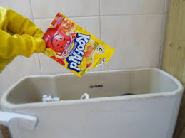 When we were living in oklahoma, we had it is the one thing we always use before company and the only thing we recommend to those who ask us how to remove hard water stains. How To Remove Hard Water Stains From Toilet Bowl Grapes And Splendor