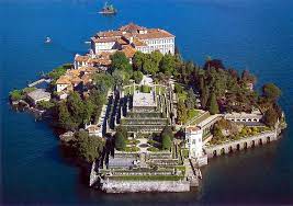 Cosa fare, cosa vedere, cosa mangiare e dove mangiare.abbiamo passato un week end sul lago maggiore e vi proponiamo il nostro. Stresa E Le Isole Borromee L Isola Nella Penisola Vacanze In Italia Isola Lago