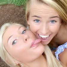 Stream natalie voss music