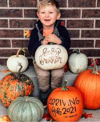 20 Festive Fall Pregnancy Announcements The Postpartum Party