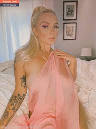 Gwennie Grey aka gwenniegrey Nude Leaks OnlyFans Photo #5 