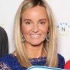 Julianne Sampson's Instagram, Twitter & Facebook