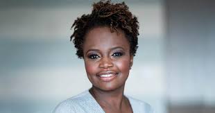 Jej rodzina pochodzi z nowego orleanu i pochodzi z kreolskiego pochodzenia. Karine Jean Pierre Biden Adviser And The Face Of An Inclusive America The Haitian Times