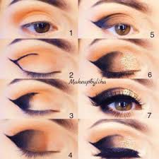 Black And Gold Smokey Eye Makeup Smokey Eye Tutorial Gold Glitter Black Eyeliner Step By Step 500x500 Eyemakeupsilver In 2020 Eye Makeup Steps Eye Makeup Eye Makeup Tutorial
