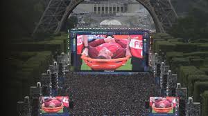 Une super fan zone pour la finale de la coupe du monde 2018!! Mondial 2018 Pas De Grands Ecrans Dans Les Rues L Express