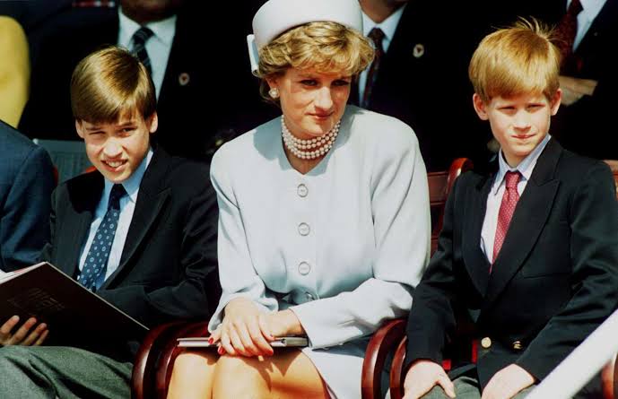How Princess Diana Raised Prince William and Prince Harry Differently