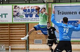 To play team handball, each team has to shoot, dribble, and pass. Handball Der Traum Von Der Zweiten Bundesliga Rems Murr Kreis Stuttgarter Zeitung