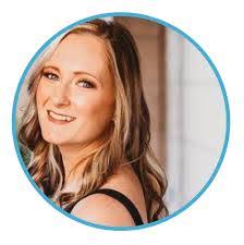 Nikki Lam's Instagram, Twitter & Facebook