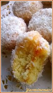 Boules Coco Ou Gateaux Richbond Ultra Moelleuses A L Oree Des Douceurs Boule De Noix De Coco Gateau Boule Recette Gateau Oriental