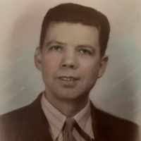 Douglas Holtzclaw's Instagram, Twitter & Facebook