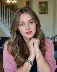 Ahmad Azimi's Instagram, Twitter & Facebook