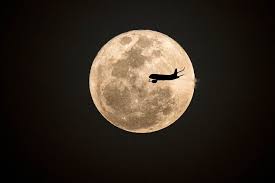 Astronomers yearn for kryptonite for the supermoon. This Qantas Supermoon Flight To Nowhere Sold Out In Less Than Three Minutes Tatler Hong Kong