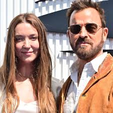 England Lionesses' glam weddings: Jill Scott's sparkly ring, Steph  Houghton's plunging gown & more