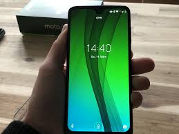 Motorola Moto G7 ausprobiert: Edle ...